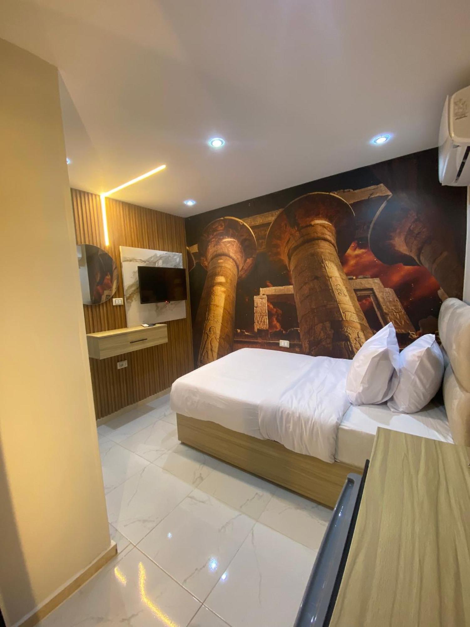Royal Golden Pyramids Inn Giza Exteriör bild